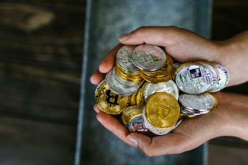 BTC-Converter.com team and Bitcoin conversion reference tools overview