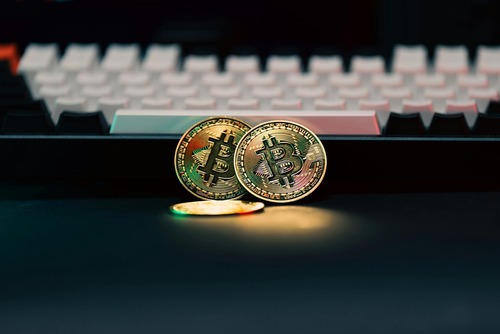 BTC to USDT exchange form showing network selection and swap steps