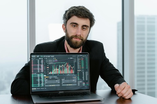 Crypto workspace showing BTC to ETH exchange form and swap process